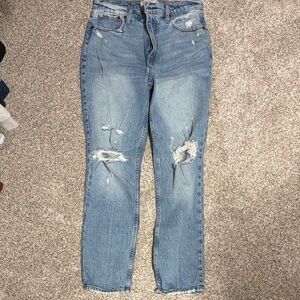 Abercrombie Women’s The Skinny High rise Denim Jeans